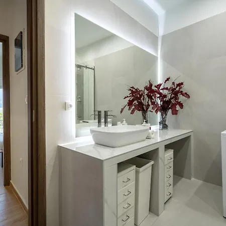 Apartment Alexa's House