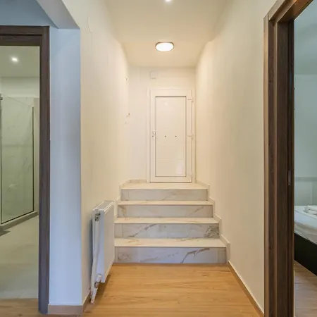 Apartment Alexa's House