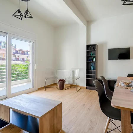 Apartment Alexa's House Néos Marmarás