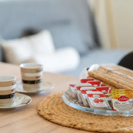 Apartment Alexa's House